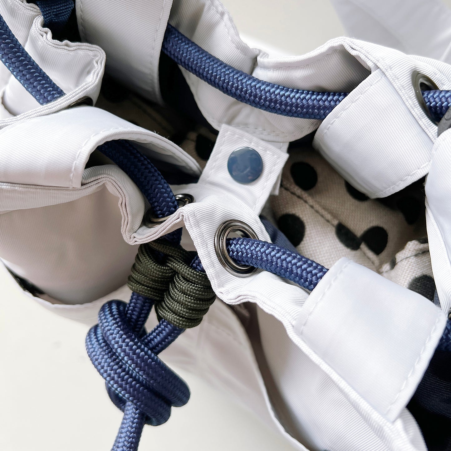 Puff relife sky bag