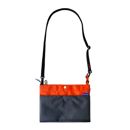 Larry orange navy bag