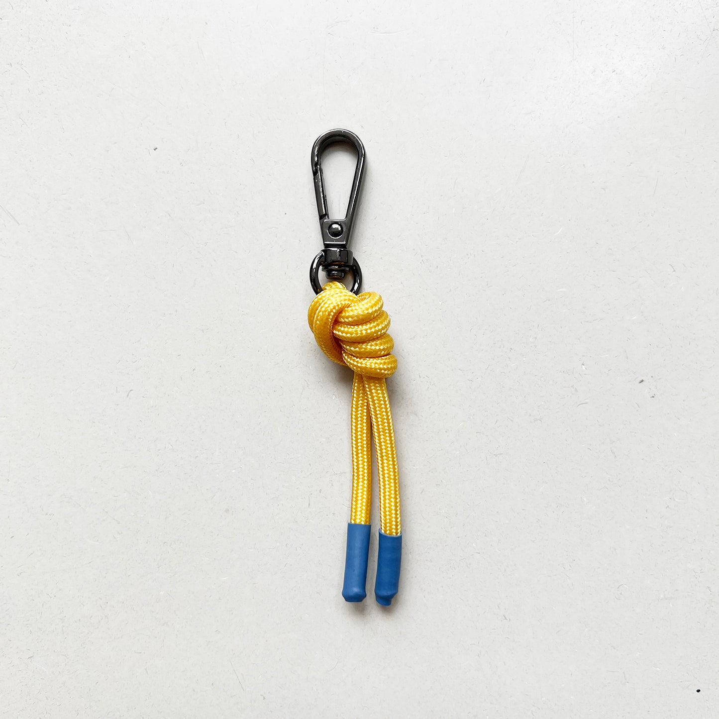 Keychain - yellow blue