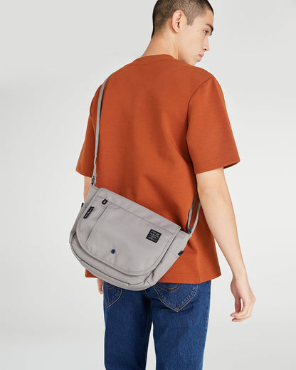 Boy relife sky bag
