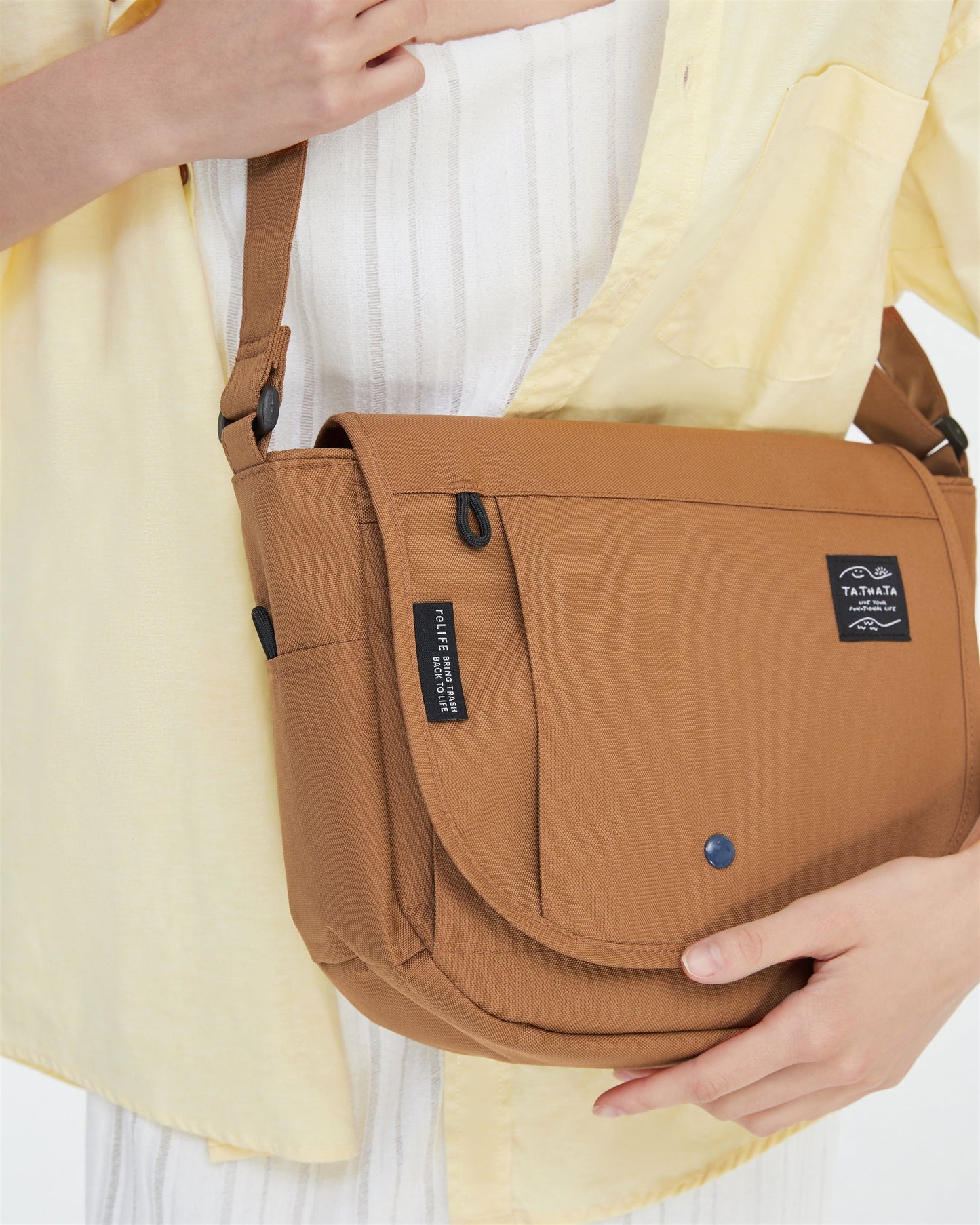 Boy relife wild bag